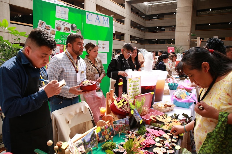 Feria de artesanías en México