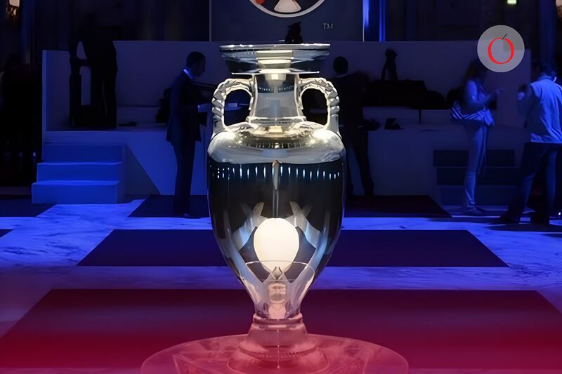 Eurocopa 2028, Trofeo Henri Delaunay