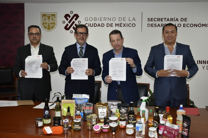 Title:
Gobierno de la Ciudad de México y empresarios firman convenio para impulsar la economía