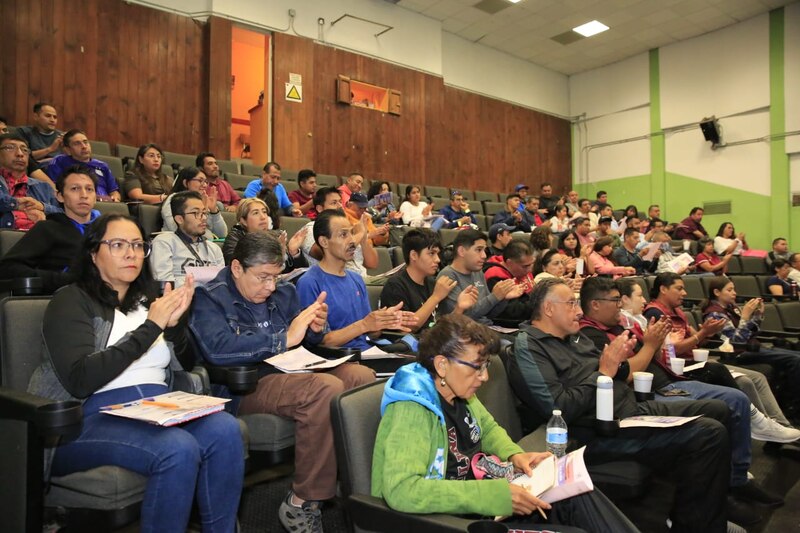 Conferencia sobre la importancia de la educación financiera