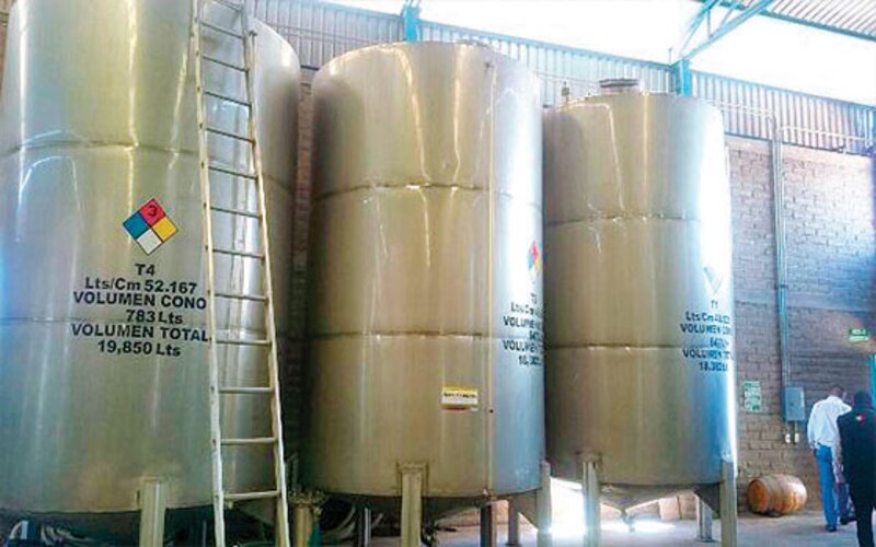 Planta de producción de cerveza artesanal.