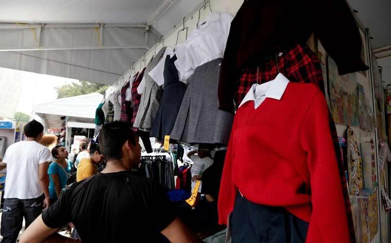 Ropa escolar en oferta