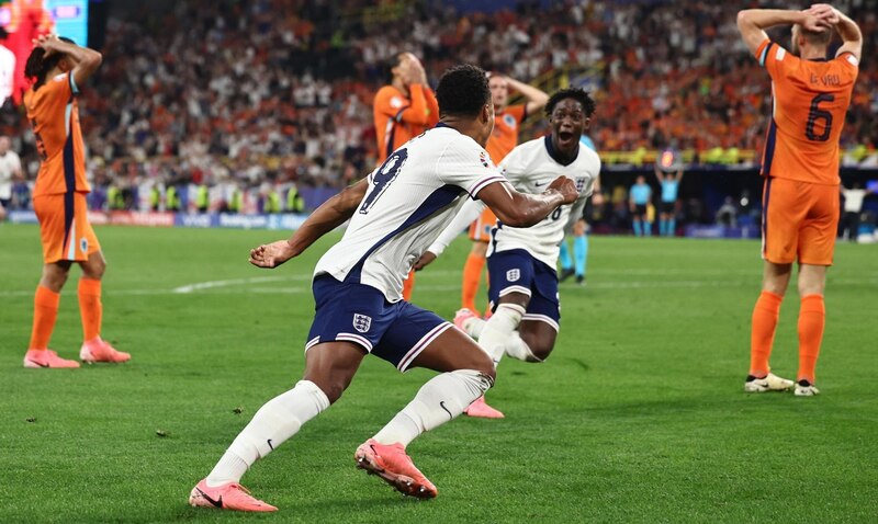 Harry Kane celebra el gol de la victoria de Inglaterra