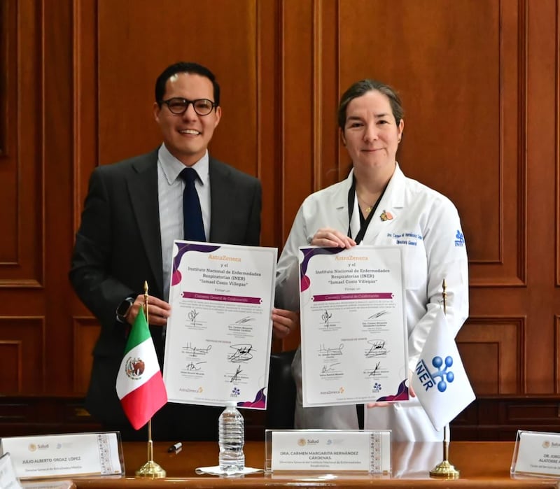 La directora general del  INER y el presidente y director general de AstraZeneca, firmaron un convenio de colaboración para implementar IA en la detección temprana de cáncer de pulmón