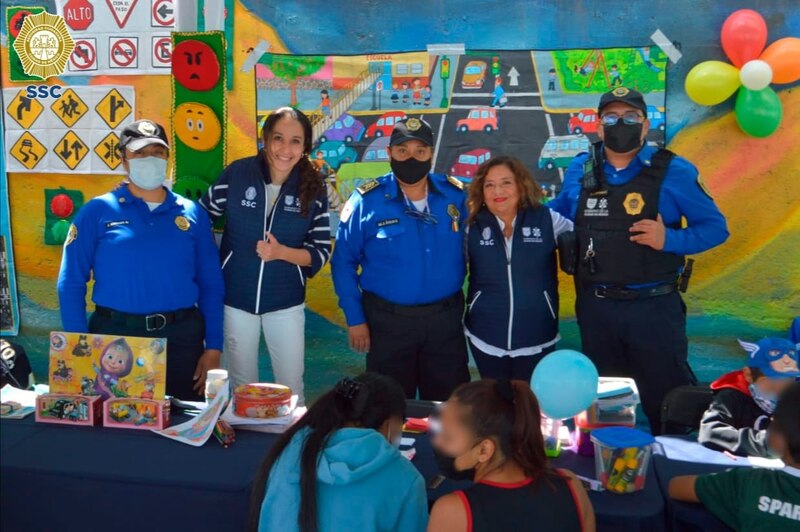 Policía de Tránsito da charla sobre seguridad vial a niños