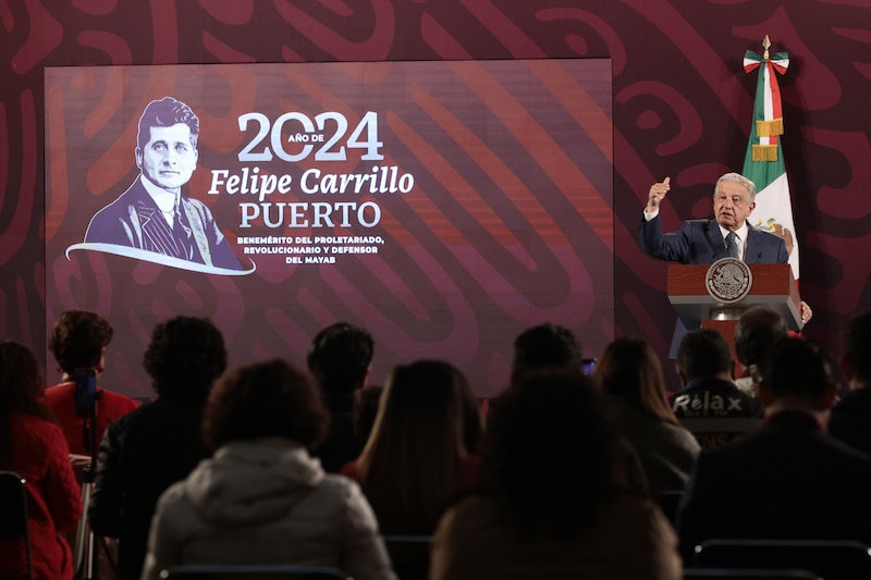 El presidente Andrés Manuel López Obrador encabeza la ceremonia del 100 aniversario luctuoso de Felipe Carrillo Puerto