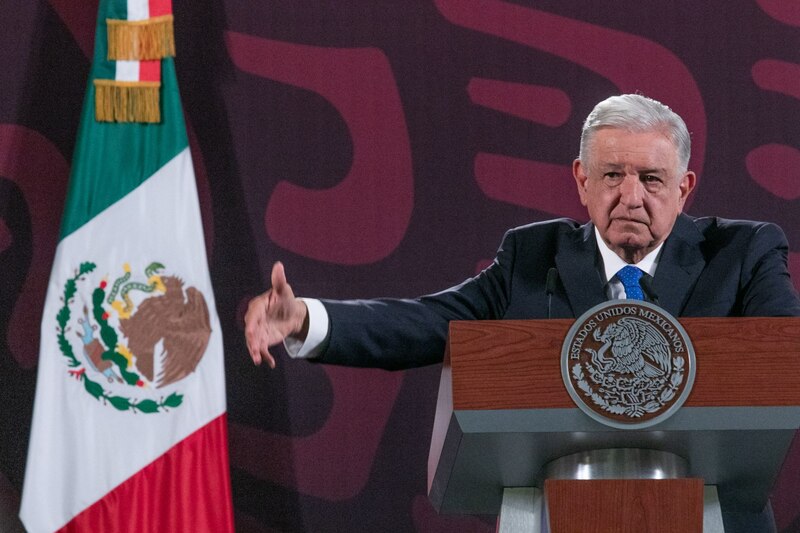 El presidente Andrés Manuel López Obrador da un discurso.