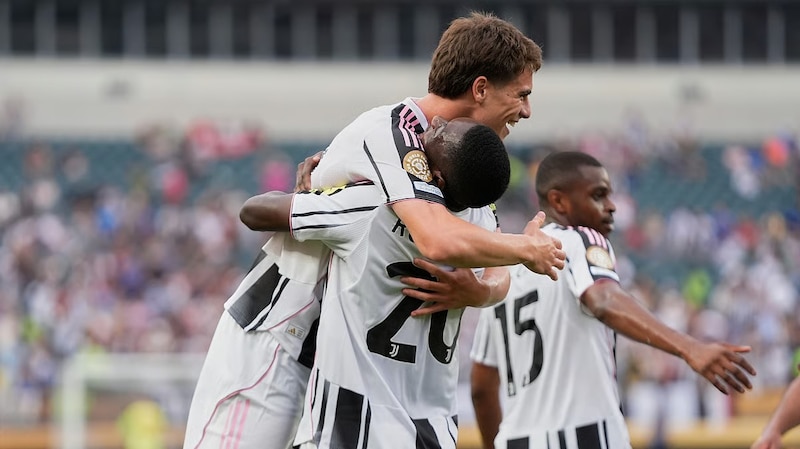 social
Juventus vs Wydad AC, Copa Mundial de Clubes de la FIFA 2025: Randal Kolo Muani Kenan Yildiz AP
Juventus vs Wydad AC, Mundial de Clubes de la FIFA 2025