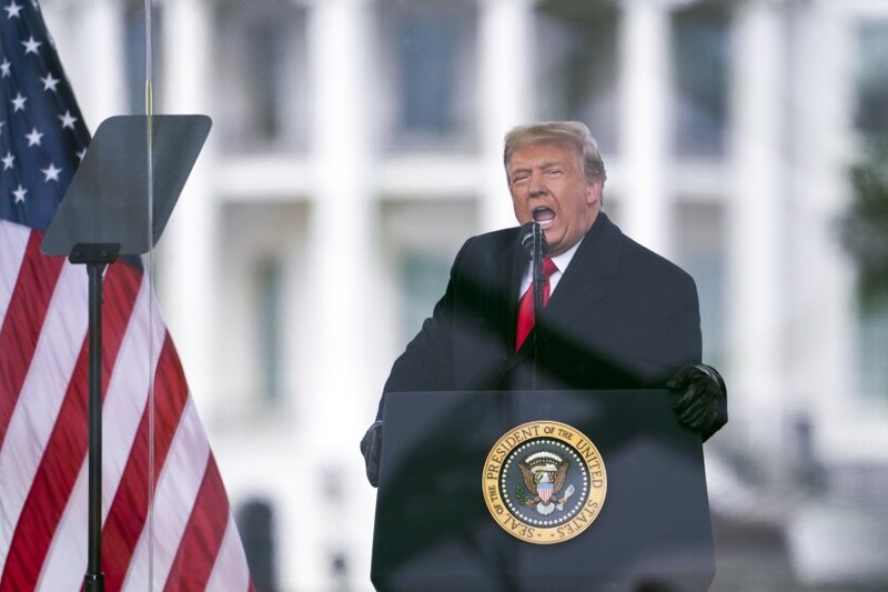Trump da un discurso ante sus seguidores