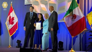 Instituto de  Educación Superior de la Policía Auxiliar obtiene reacreditación internacional de CALEA