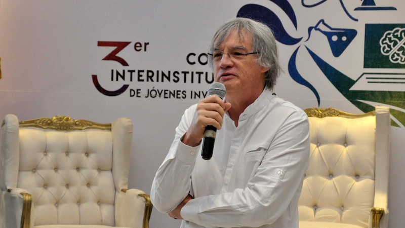 El escritor Mario Vargas Llosa durante una conferencia en el Hay Festival de Cartagena de Indias, Colombia.