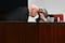 Los dos primeros jueces del Supremo brasileño declaran a Bolsonaro culpable de golpismo 