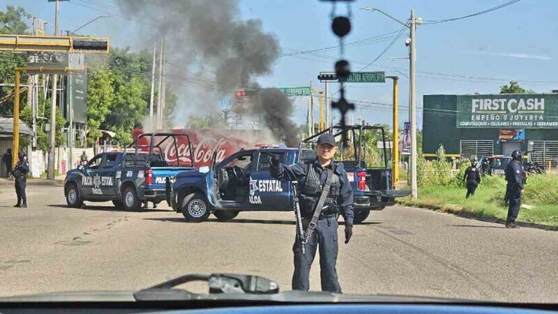 Enfrentamiento entre policías y civiles deja un muerto en Culiacán