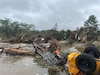 Desesperada búsqueda de una veintena de niñas por las inundaciones en Texas 