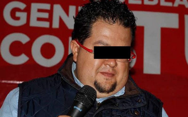Político mexicano con sobrepeso y barba