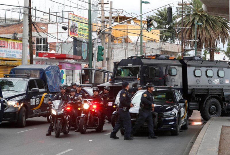 Enfrentamiento entre policías y delincuentes en la Ciudad de México