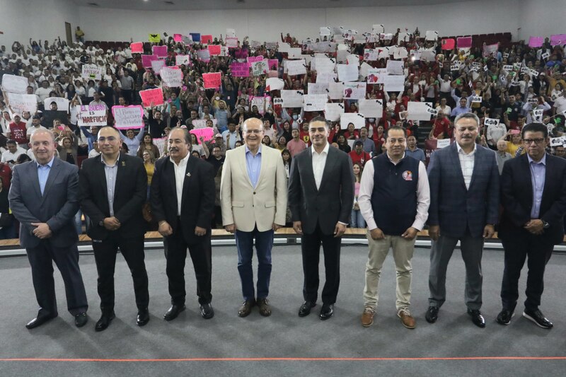 ¡Harfuch, el bueno en salud!