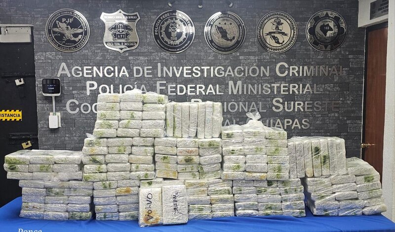 Title: Decomisan en Chiapas más de una tonelada de cocaína