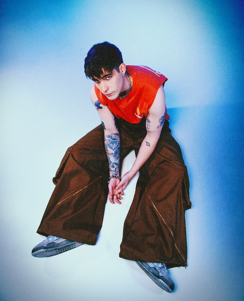 Abdiel lanza “Te echo de - porque te amé de +”