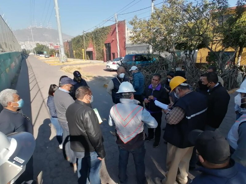 Reunión de vecinos para tratar el tema de la seguridad en la colonia