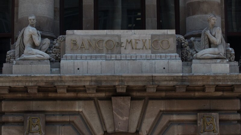 Escultura en el Banco de México