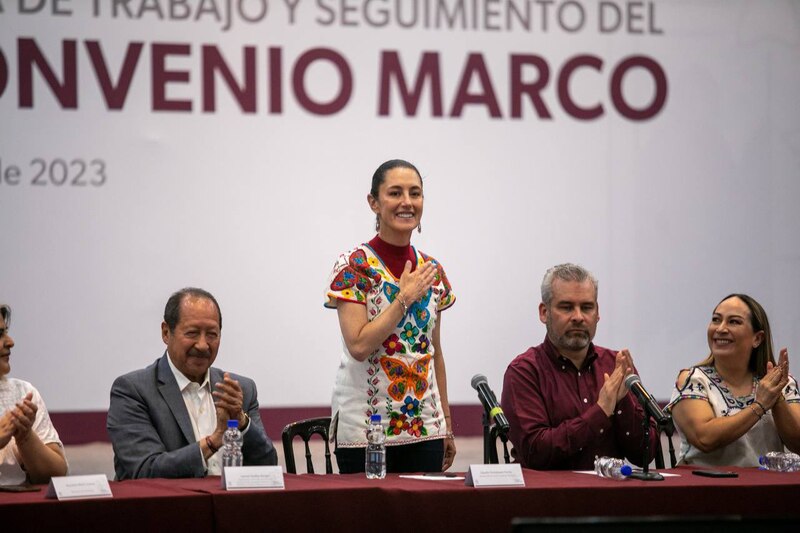 La Secretaria del Trabajo Luisa María Alcalde durante un evento.