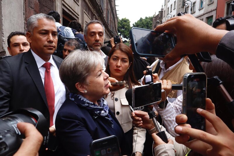 La Jefa de Gobierno, Claudia Sheinbaum, atendió a medios de comunicación