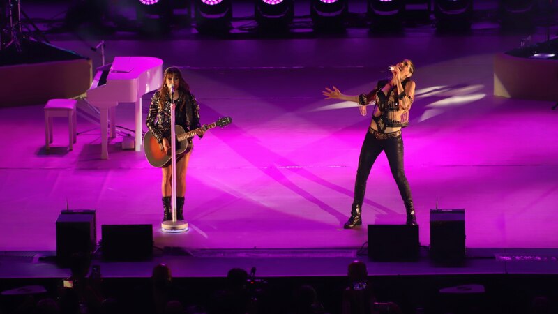 HaAsh en concierto
