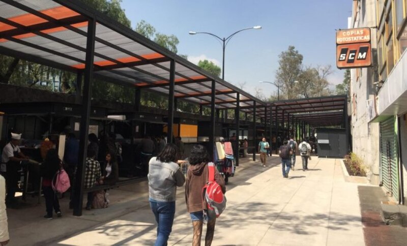 Mercado de artesanías en la Ciudad de México