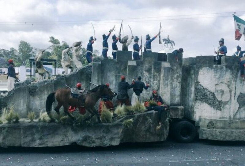 Desfile militar en México
