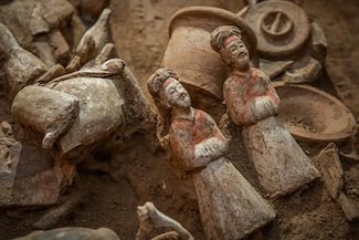 Arqueólogos recuperan dos tableros de ajedrez de hace 2 mil años en el centro de China
