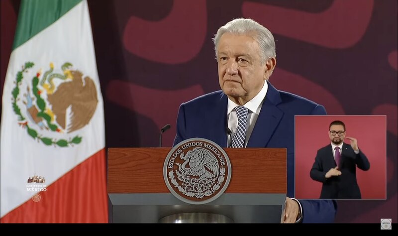 El presidente Andrés Manuel López Obrador da un discurso.