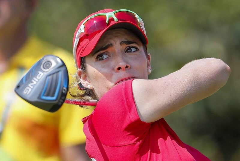 La golfista española Azahara Muñoz en acción durante el torneo.