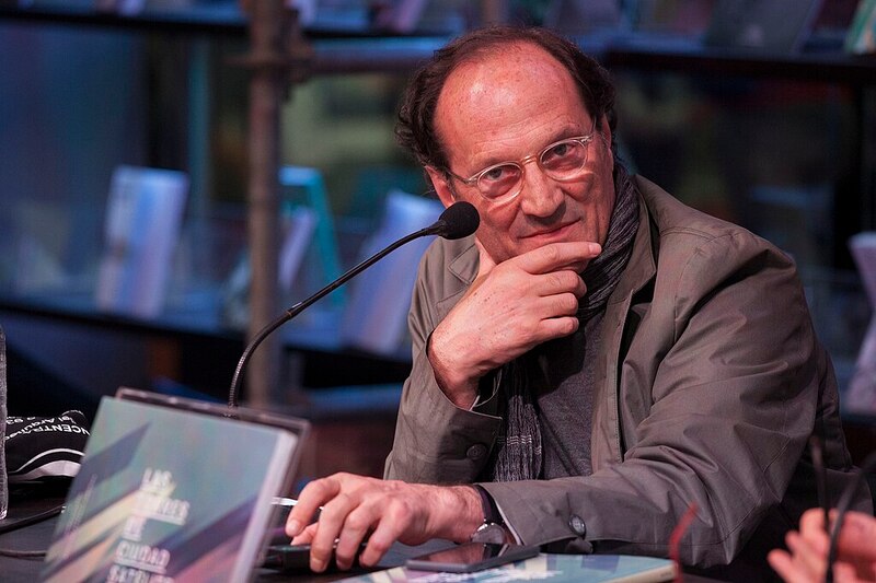 El escritor Javier Cercas en una conferencia