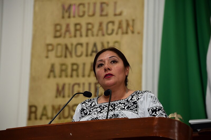 La diputada federal por Chiapas, María de los Ángeles Trejo Reyes, durante su participación en la tribuna de la Cámara de Diputados.