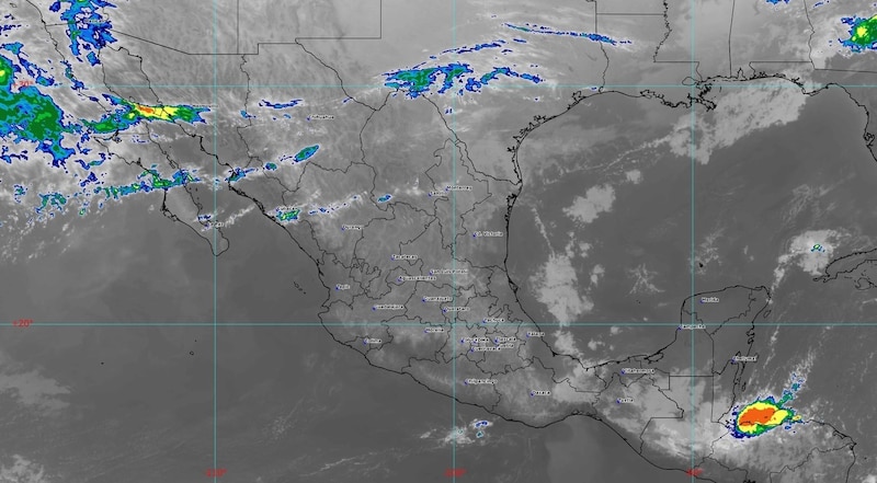 Imagen satelital de México de tope de nubes del 26 de noviembre de 2024