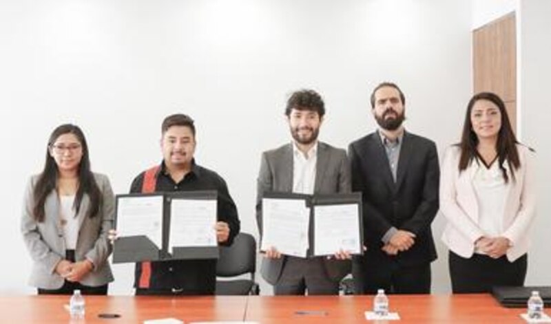 Firma de convenio entre la Universidad Autónoma de Chiapas y el Instituto de Elecciones y Participación Ciudadana