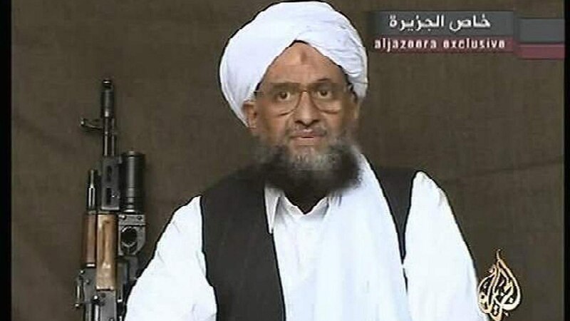 Líder de Al Qaeda, Ayman al-Zawahiri, en un video publicado por Al Jazeera