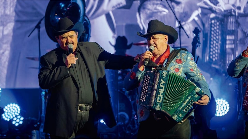 Los Tigres del Norte en concierto