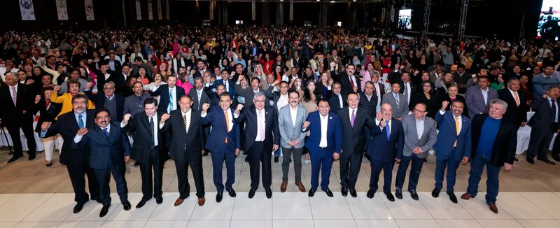 AMLO encabeza la entrega de apoyos a damnificados por 'Grace' en Veracruz