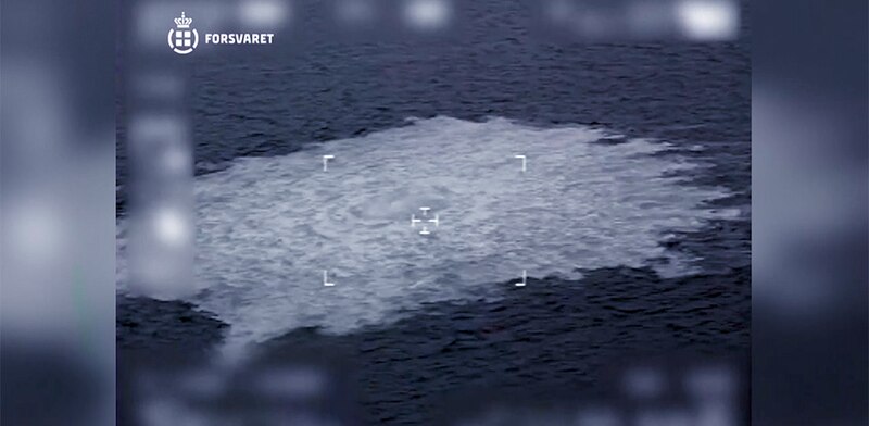 Imagen de un derrame de petróleo en el mar.
