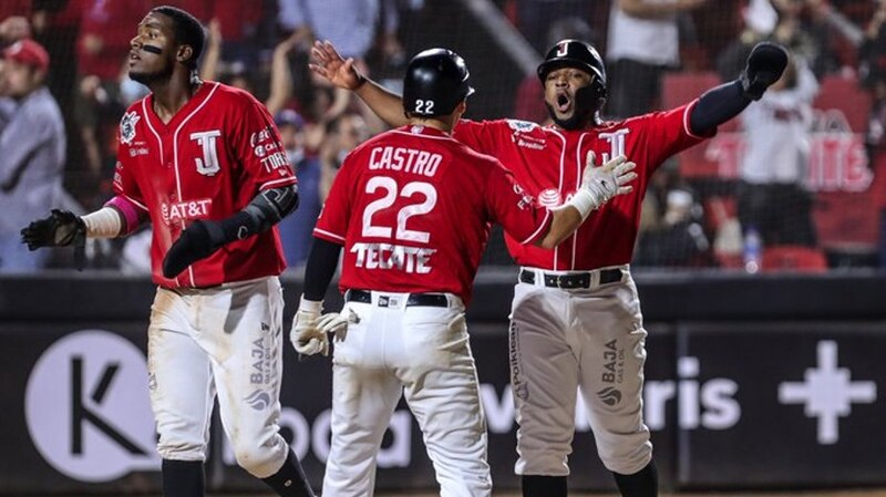 - Festejo de los jugadores de béisbol
