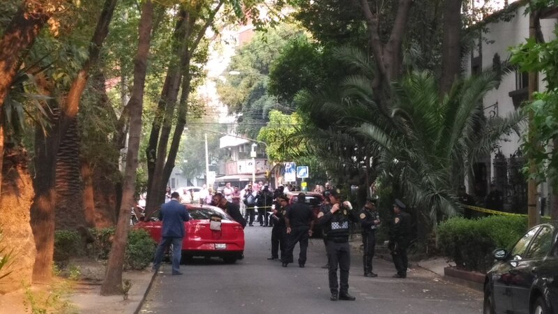 Policía en la escena del crimen