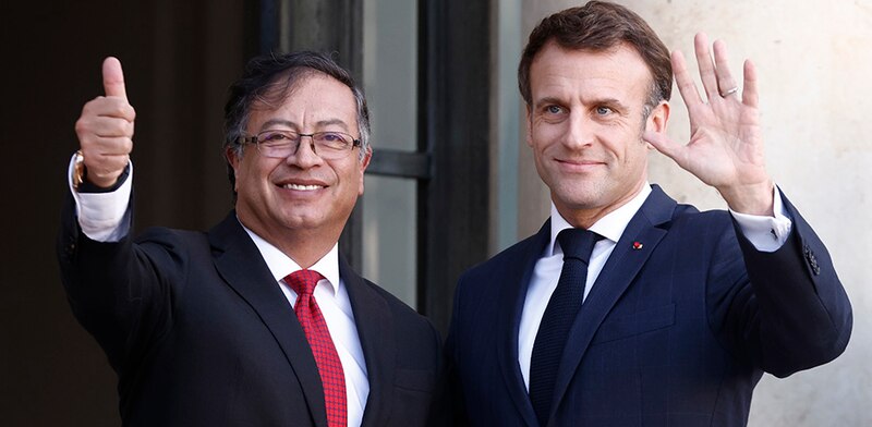 El presidente francés Emmanuel Macron se reúne con el primer ministro libanés Najib Mikati
