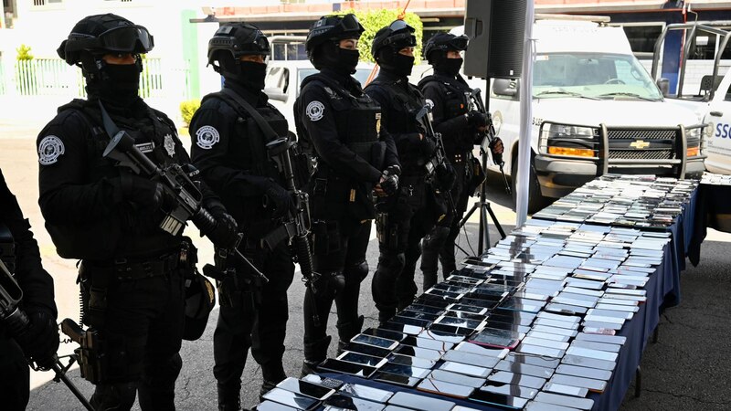 decomiso de celulares