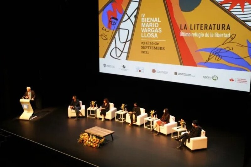 IV Bienal Mario Vargas Llosa