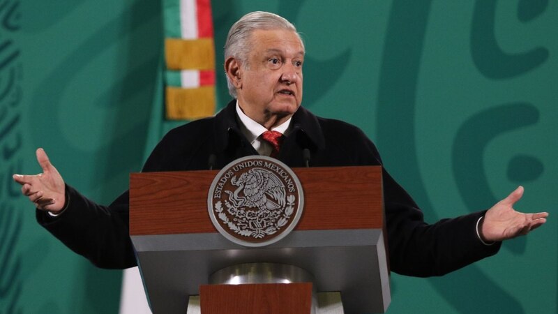 El presidente Andrés Manuel López Obrador da un discurso.