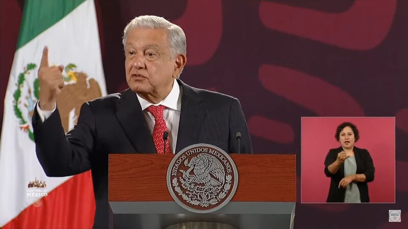 El presidente Andrés Manuel López Obrador da un discurso.