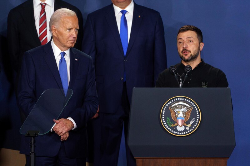 El presidente Biden y el presidente Zelenskyy dan una conferencia de prensa conjunta