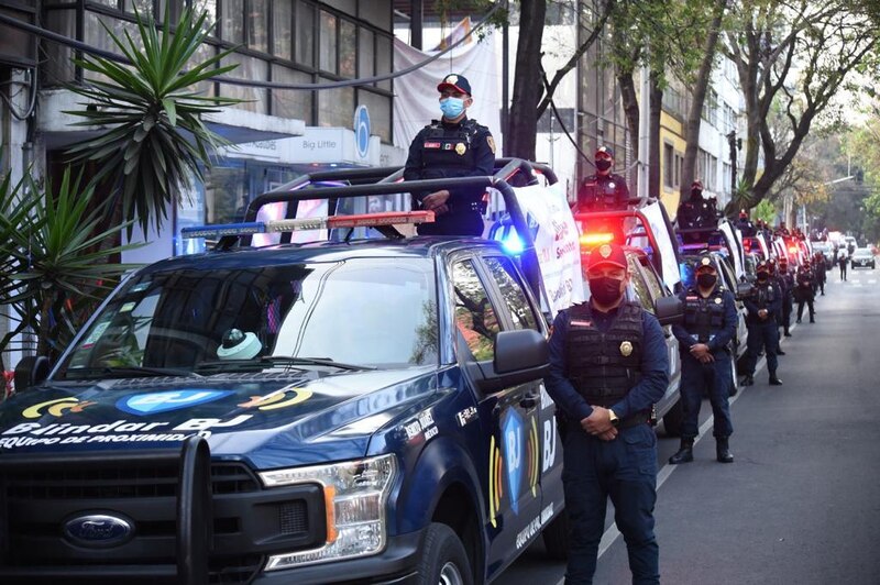 Policías en la Ciudad de México